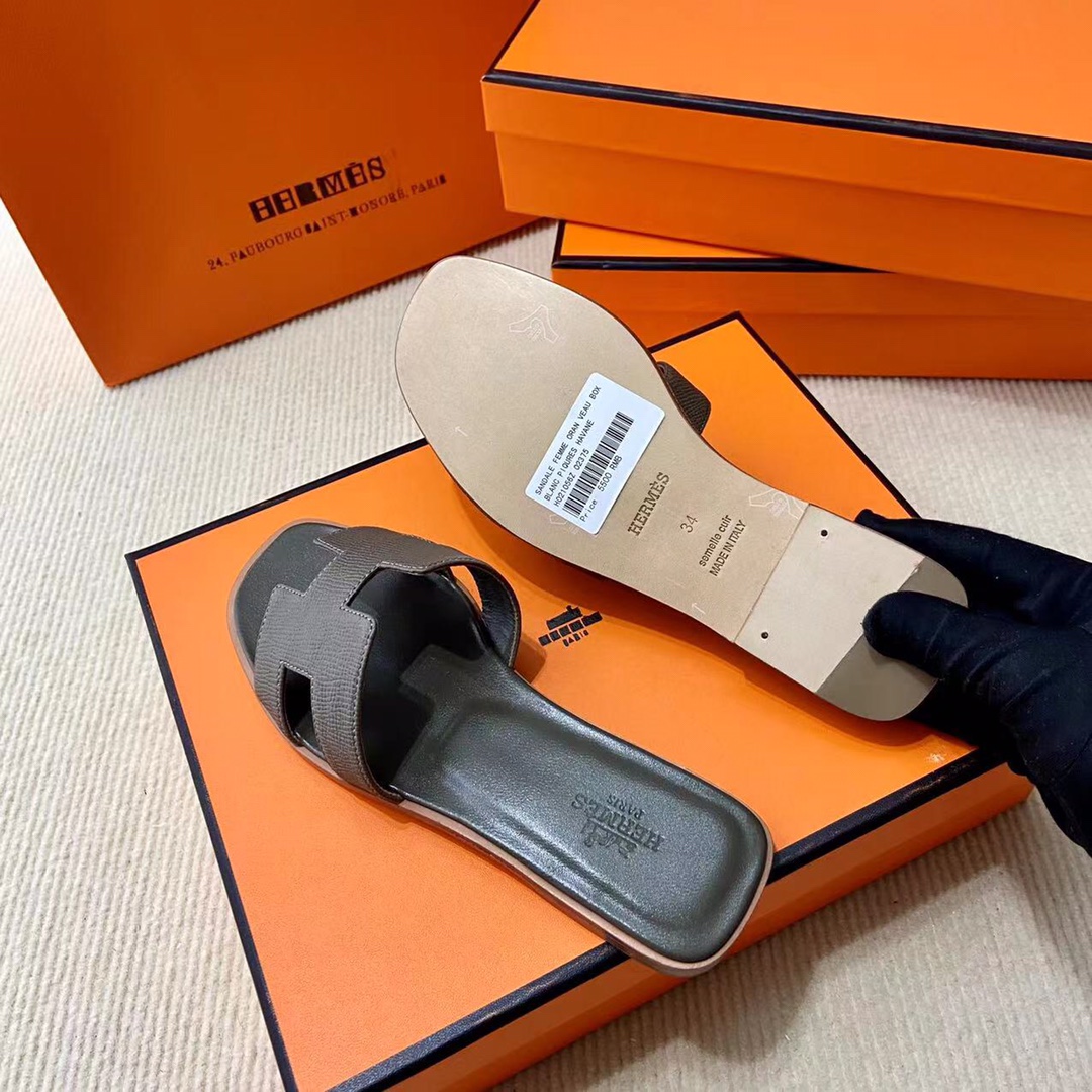 에르메스 올수공 오란 슬리퍼 샌들 앱송 67